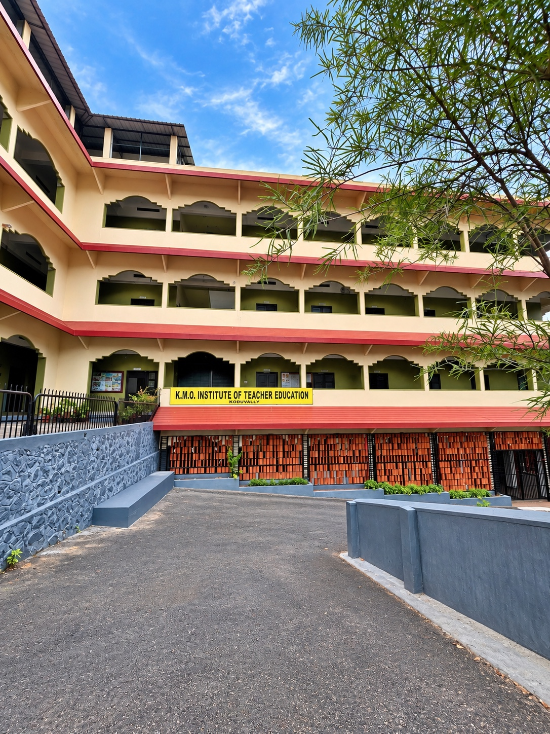 KMO Institute of Teacher Education (D.El.Ed)